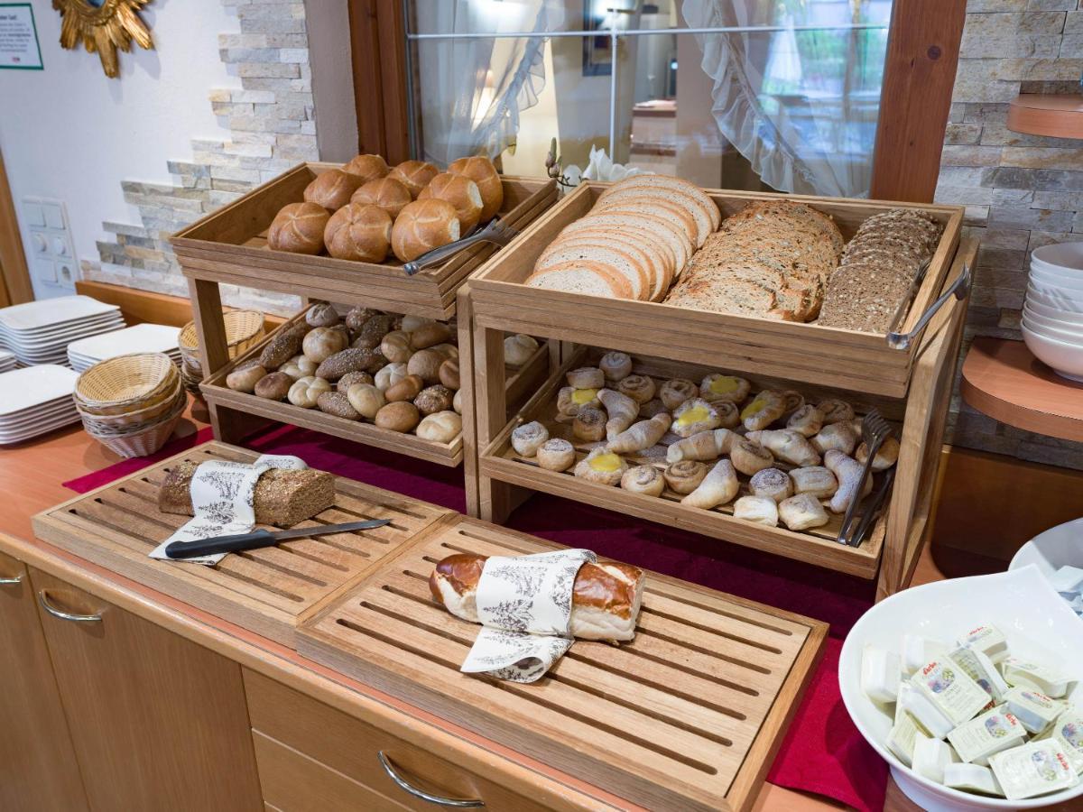 Hotel Landhaus Zillertal Fügen Eksteriør billede