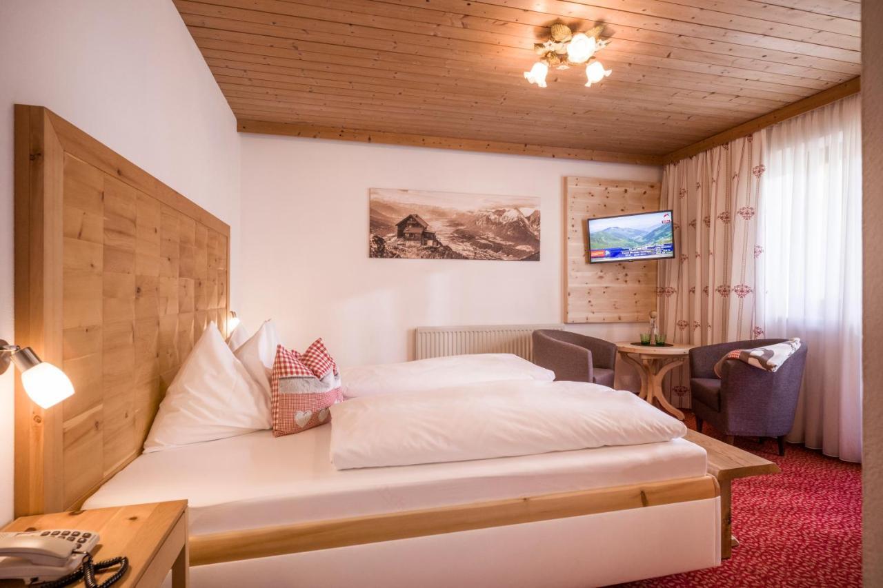 Hotel Landhaus Zillertal Fügen Eksteriør billede