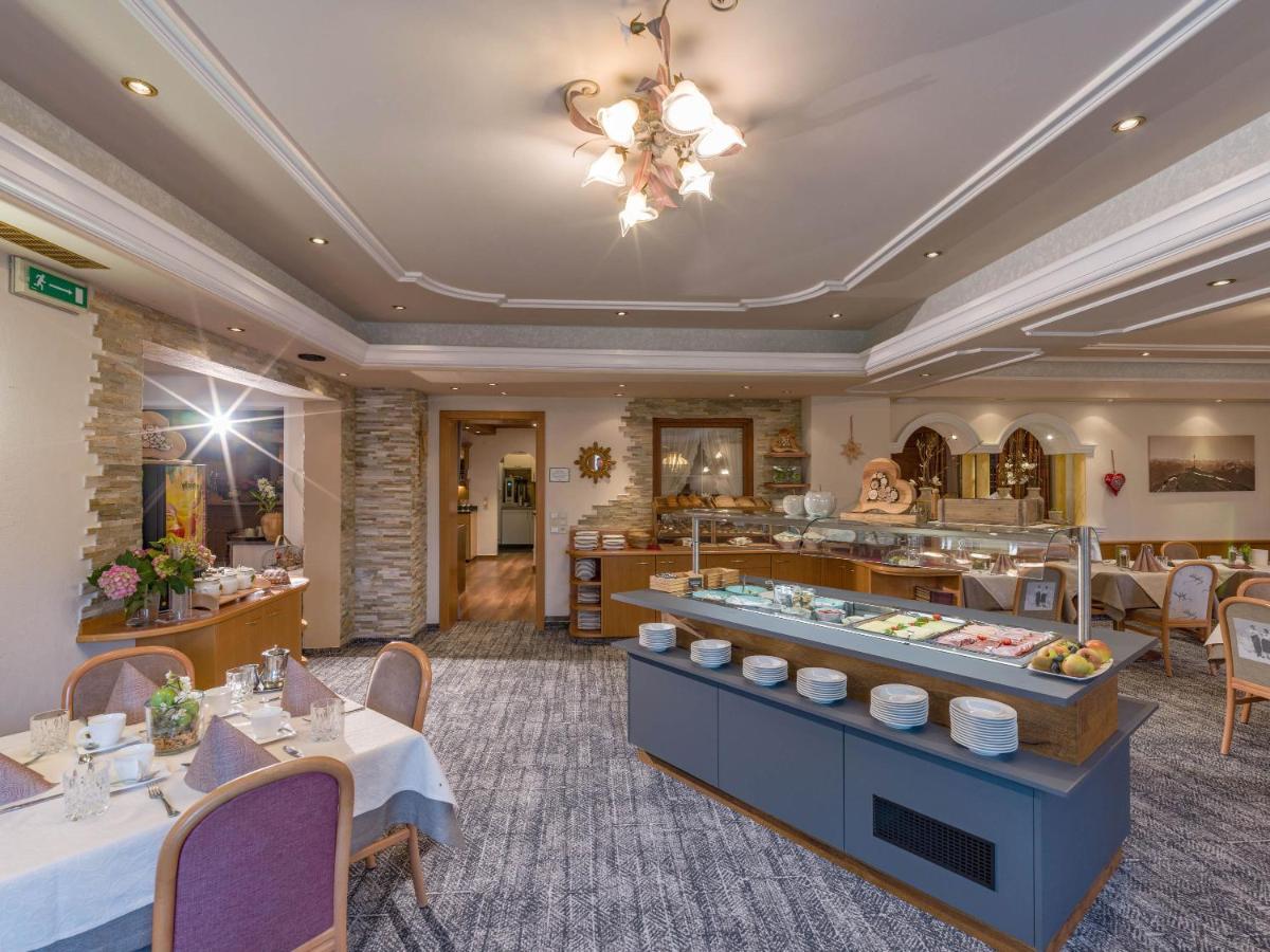 Hotel Landhaus Zillertal Fügen Eksteriør billede
