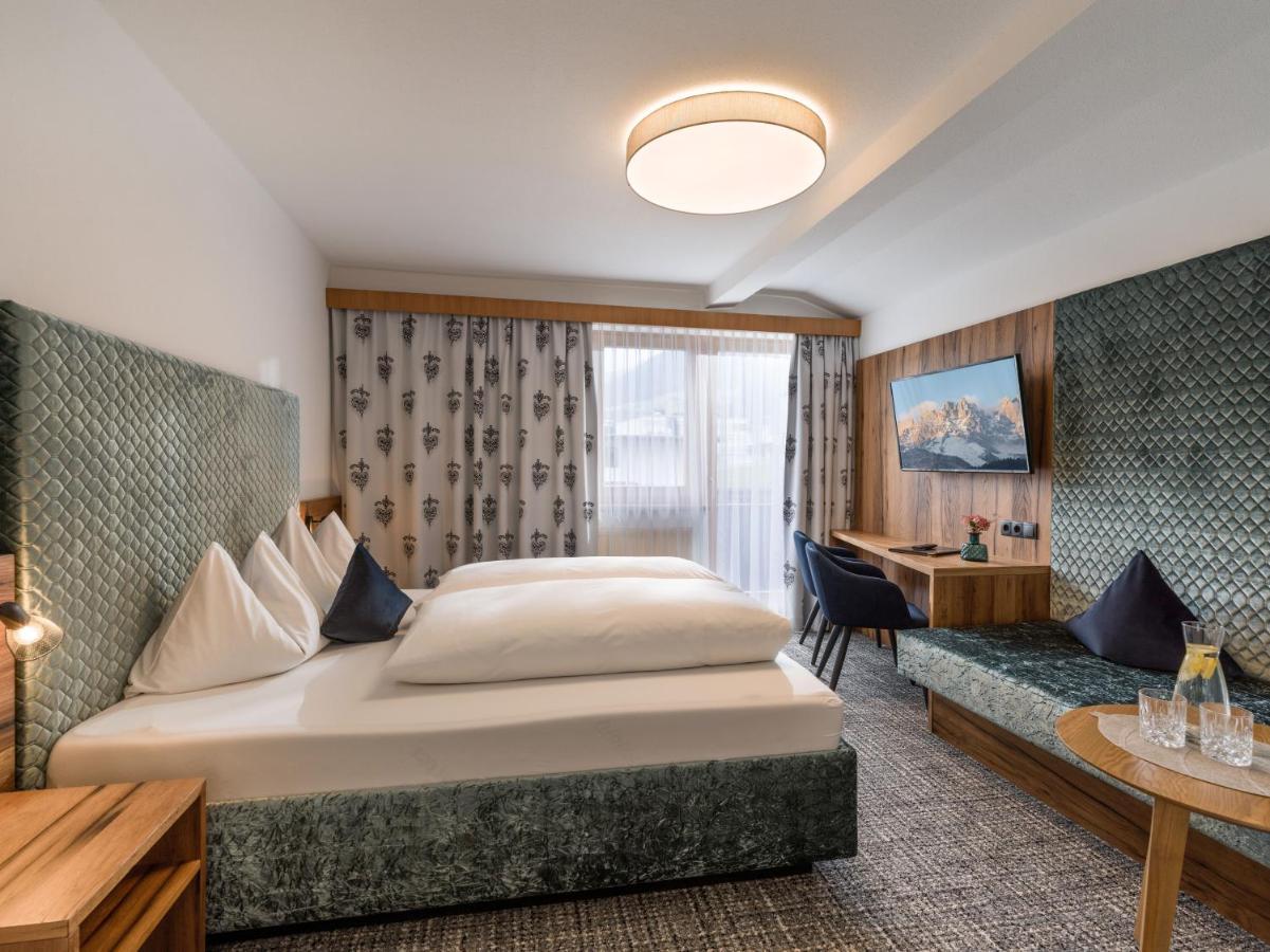 Hotel Landhaus Zillertal Fügen Eksteriør billede