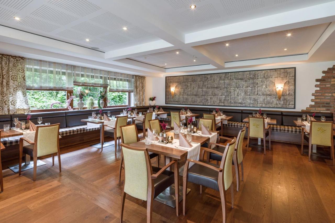 Hotel Landhaus Zillertal Fügen Eksteriør billede
