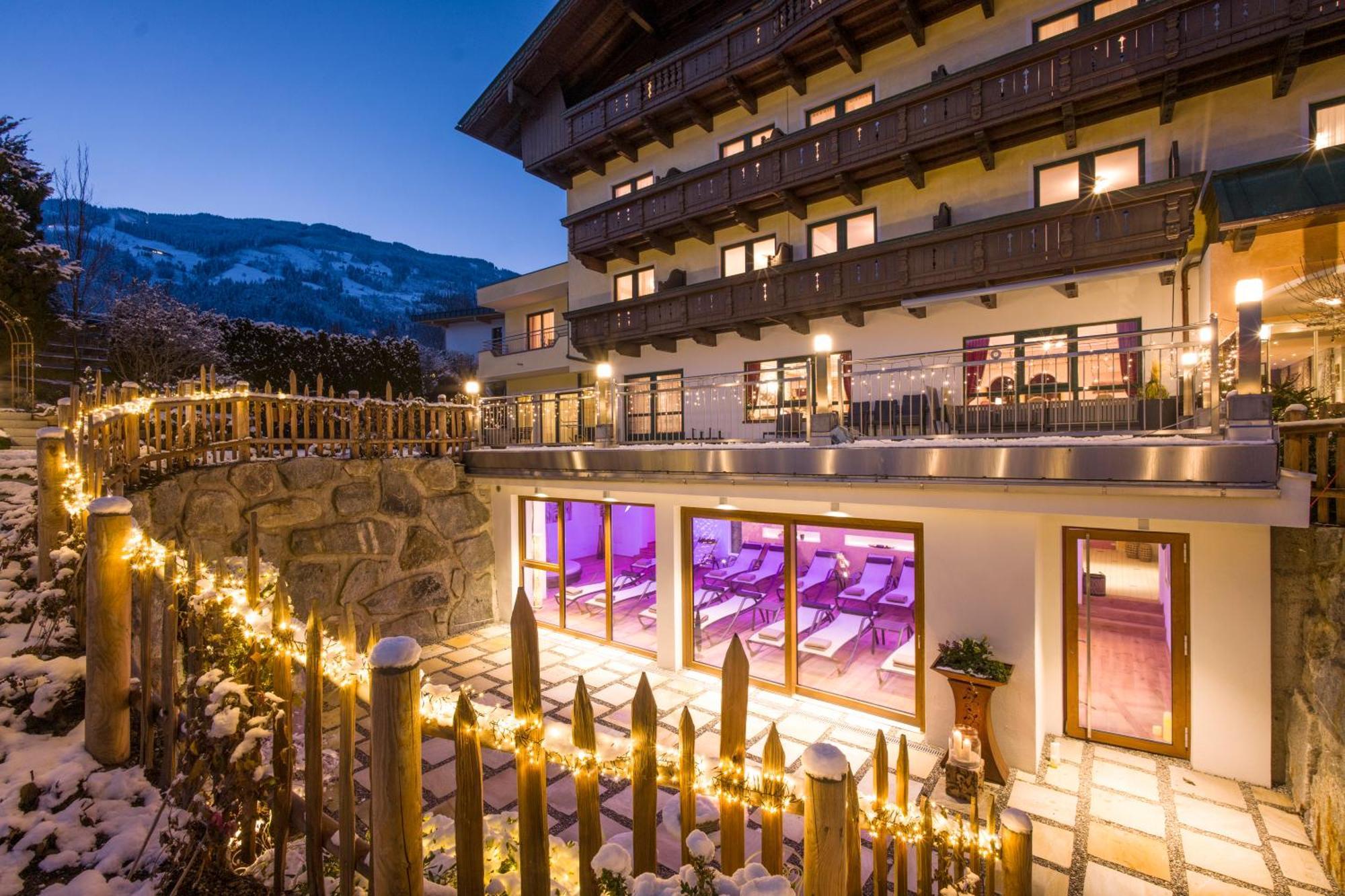 Hotel Landhaus Zillertal Fügen Eksteriør billede