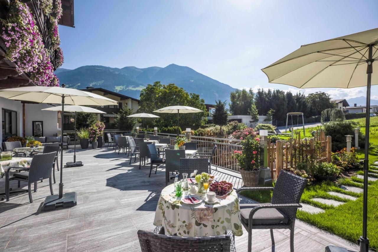 Hotel Landhaus Zillertal Fügen Eksteriør billede